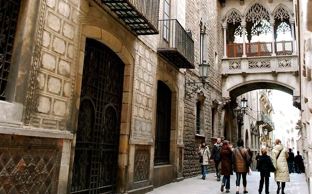 Room Not Shared Center Liceu Ramblas Plaza Cataluna 바르셀로나 아파트