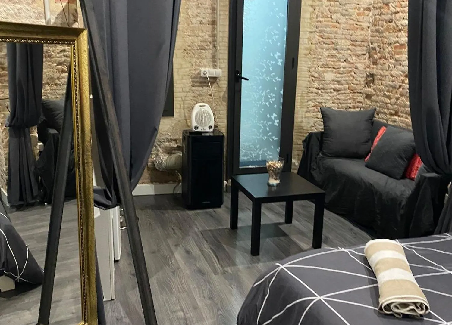 Apartamento Room Not Shared Center Liceu Ramblas Plaza Cataluna Barcelona Espanha
